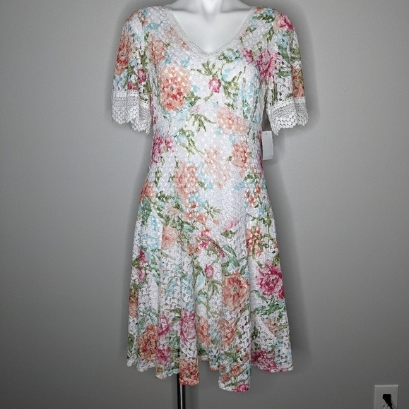 Rabbit Rabbit Rabbit Dresses & Skirts - NWT Rabbit Rabbit Rabbit floral lace dress 10